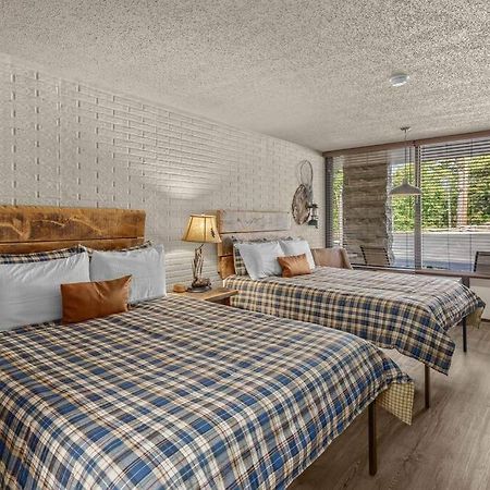 Stonegate Lodge 2 Queen Beds Fast Wifi 50" Tv Salt Water Pool Room #207 Юрека Спрингс Екстериор снимка