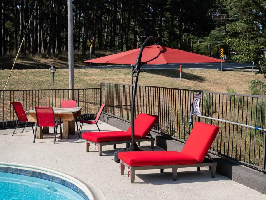 Stonegate Lodge 2 Queen Beds Fast Wifi 50" Tv Salt Water Pool Room #207 Юрека Спрингс Екстериор снимка