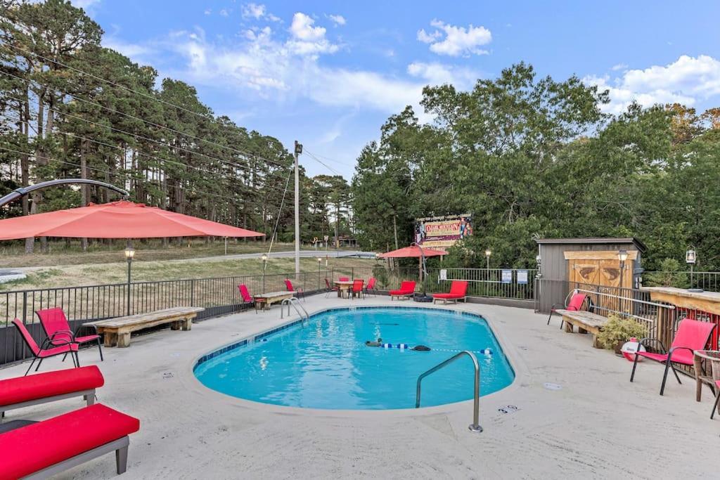 Stonegate Lodge 2 Queen Beds Fast Wifi 50" Tv Salt Water Pool Room #207 Юрека Спрингс Екстериор снимка